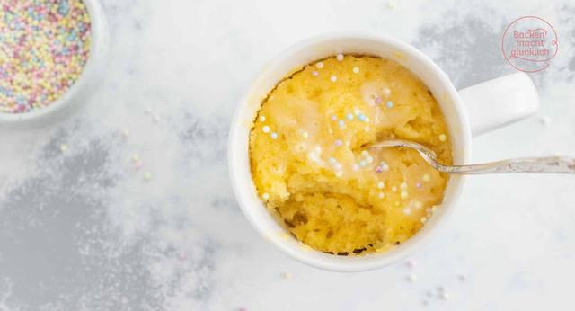 Genieße köstlichen Tassenkuchen aus eigener Herstellung Genieße köstlichen Tassenkuchen aus eigener Herstellung