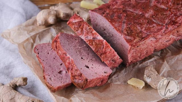 Köstlicher selbstgemachter Fleischkäse: Schnell und einfach zubereitet Köstlicher selbstgemachter Fleischkäse: Schnell und einfach zubereitet