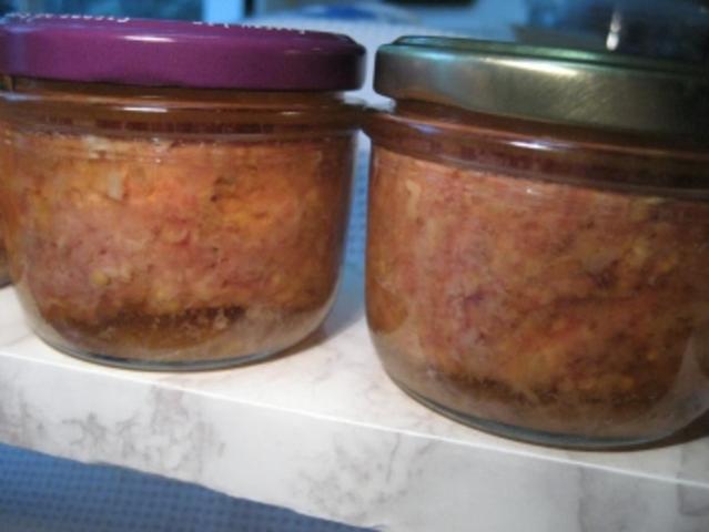 Rezept: Selbstgemachtes Frühstücksfleisch zum Genießen Rezept: Selbstgemachtes Frühstücksfleisch zum Genießen