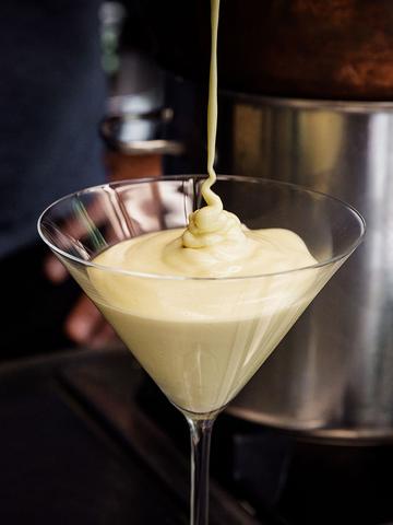 Zabaione: Ein einfaches und schnelles Dessertrezept für Naschkatzen Zabaione: Ein einfaches und schnelles Dessertrezept für Naschkatzen