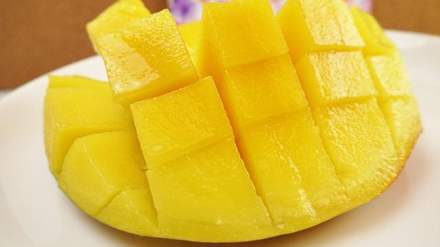 Expertentipps für das Schneiden und Servieren einer Mango Expertentipps für das Schneiden und Servieren einer Mango