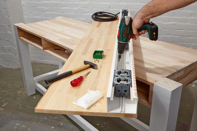 Anleitung: Stromversorgung direkt in die Werkbank integrieren - Steckdosen anschließen und Schalter einbauen Anleitung: Stromversorgung direkt in die Werkbank integrieren - Steckdosen anschließen und Schalter einbauen