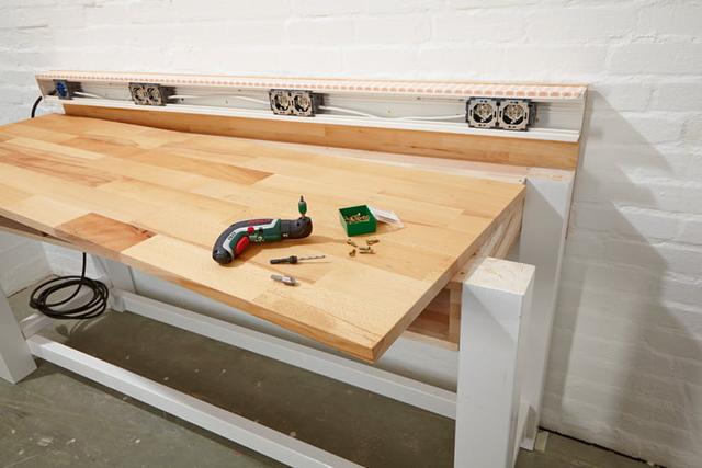 Schritt-für-Schritt-Anleitung: Werkbank selber bauen - Grundgerüst, Arbeitsfläche und Stromversorgung Schritt-für-Schritt-Anleitung: Werkbank selber bauen - Grundgerüst, Arbeitsfläche und Stromversorgung