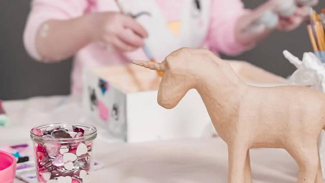 Von der Schale bis zur Skulptur: Vielseitige Möglichkeiten mit selbstgemachtem Pappmaché