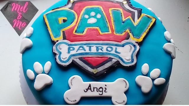 Einfaches Rezept für eine beeindruckende PAW Patrol Fondanttorte Einfaches Rezept für eine beeindruckende PAW Patrol Fondanttorte