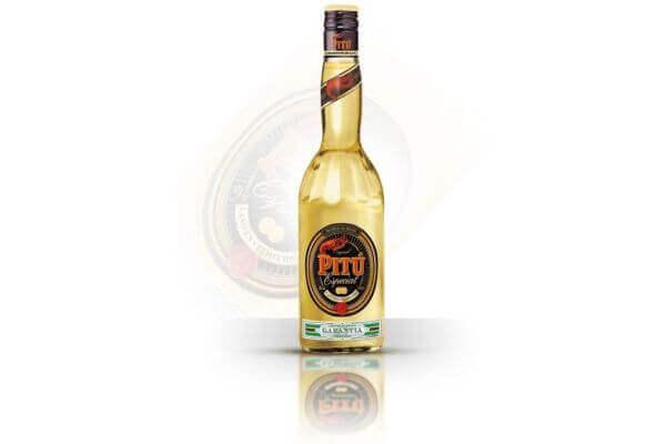 Pitú: Der brasilianische Zuckerrohrschnaps mit traditionellem Charakter Pitú: Der brasilianische Zuckerrohrschnaps mit traditionellem Charakter