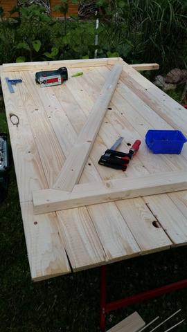 Renovierung des Kellers: Bau einer individuellen Rahmentür Renovierung des Kellers: Bau einer individuellen Rahmentür