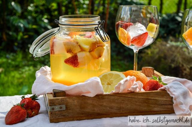 Sangria selber machen: Kreative Variationen für jeden Geschmack
