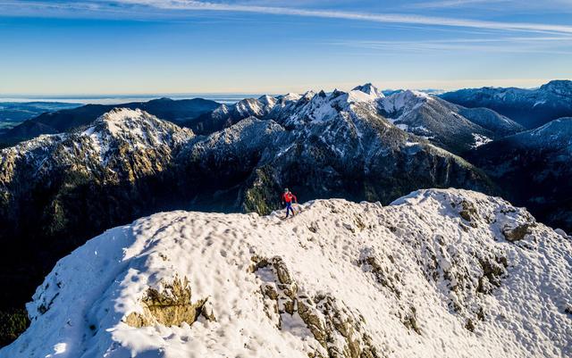 Die erste Schneeprobe in Bayern: Wann fällt der erste Schnee dieses Jahres? Die erste Schneeprobe in Bayern: Wann fällt der erste Schnee dieses Jahres?