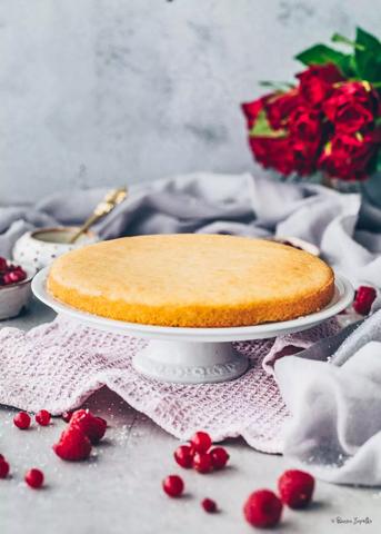 Gesunde Alternative: Veganer Tortenboden schnell und einfach zubereitet Gesunde Alternative: Veganer Tortenboden schnell und einfach zubereitet