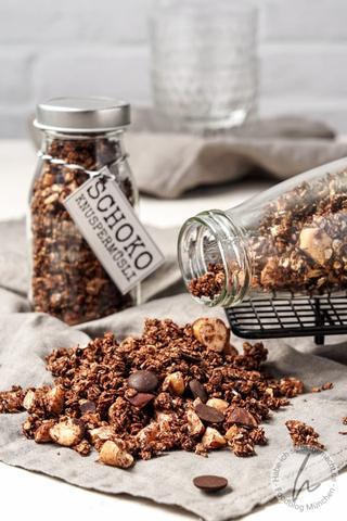 Schoko-Knuspermüsli ohne industriellen Zucker: Schnell und einfach selbst gemacht Schoko-Knuspermüsli ohne industriellen Zucker: Schnell und einfach selbst gemacht