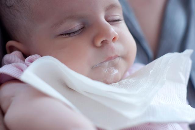 Pylorusstenose bei Babys: Wann sollte ein Arzt konsultiert werden? Pylorusstenose bei Babys: Wann sollte ein Arzt konsultiert werden?