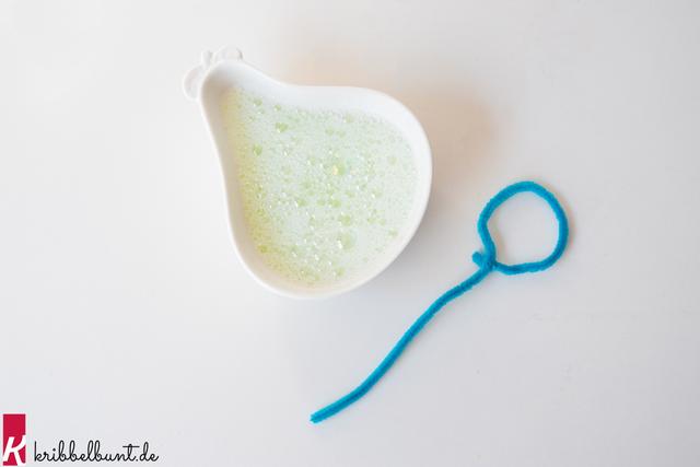 Kinderleicht Seifenblasen machen: Rezepte ohne Glycerin und Spülmittel