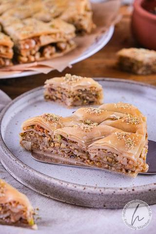 Genussvolles DIY-Projekt: Selbstgemachte Baklava mit natürlichen Zutaten Genussvolles DIY-Projekt: Selbstgemachte Baklava mit natürlichen Zutaten