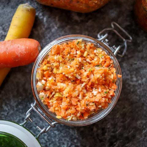 Nachhaltig kochen: Selbermachen statt kaufen - Suppenwürfel ganz einfach selbst herstellen Nachhaltig kochen: Selbermachen statt kaufen - Suppenwürfel ganz einfach selbst herstellen