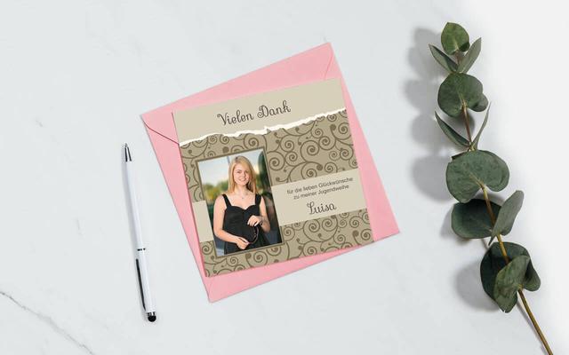 Mit unserem Editor kinderleicht Tischkarten gestalten Mit unserem Editor kinderleicht Tischkarten gestalten