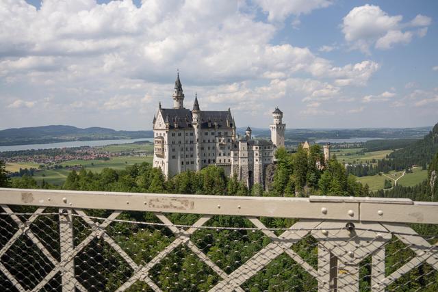 Schreckliche Attacke bei Schloss Neuschwanstein: Aktuelle Informationen zum Vorfall Schreckliche Attacke bei Schloss Neuschwanstein: Aktuelle Informationen zum Vorfall