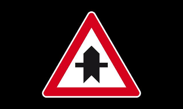 Bedeutung des Verkehrszeichens "Vorfahrt" verständlich erklärt Bedeutung des Verkehrszeichens "Vorfahrt" verständlich erklärt