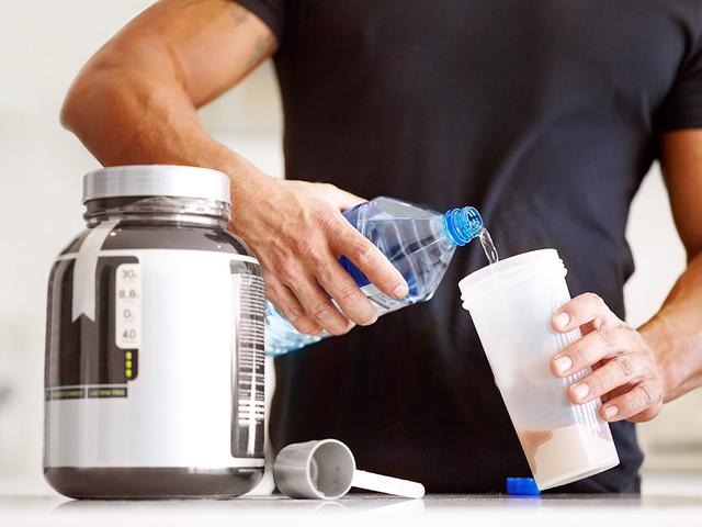 Timing ist wichtig: Wann sollte man einen Eiweißshake trinken?