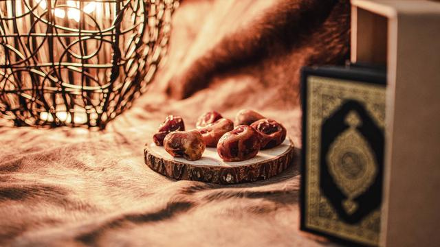 Bedeutung des Zuckerfests für Muslime in Deutschland Bedeutung des Zuckerfests für Muslime in Deutschland