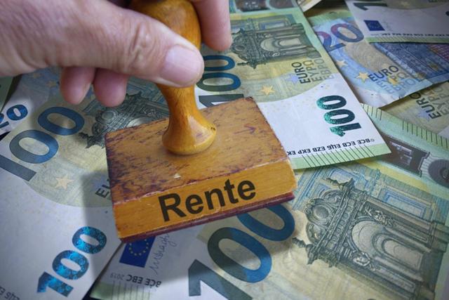 Rentenzahlung im November 2022: Wann wird die Rente ausgezahlt? Rentenzahlung im November 2022: Wann wird die Rente ausgezahlt?