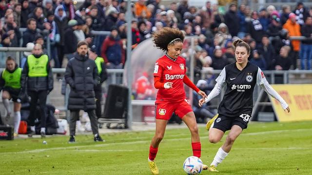 DFL-Ausnahme: Warum dürfen Leverkusen und Mainz heute beide am Freitag spielen? DFL-Ausnahme: Warum dürfen Leverkusen und Mainz heute beide am Freitag spielen?