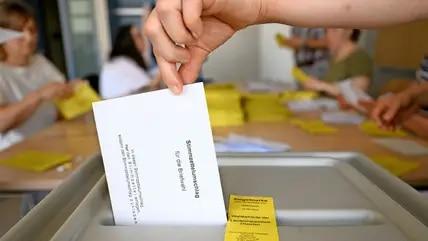 Aktive oder pensionierte Polizeibeamte als Schöffen: Ist das möglich? Aktive oder pensionierte Polizeibeamte als Schöffen: Ist das möglich?