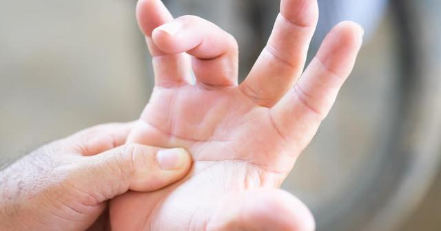 Vorbeugung von Schnappfingern durch richtige Handhabung und Lebensstil Vorbeugung von Schnappfingern durch richtige Handhabung und Lebensstil