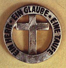 Die Bedeutung der Taufe für Baptistinnen und Baptisten: Ein zentrales Element des Glaubens Die Bedeutung der Taufe für Baptistinnen und Baptisten: Ein zentrales Element des Glaubens