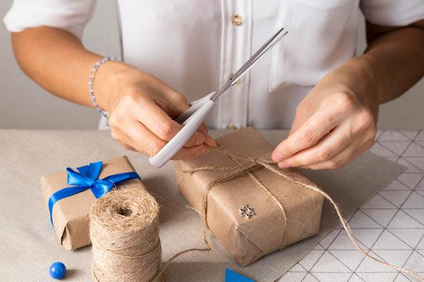 Selbstgemachte witzige Geschenke für einen unvergesslichen 70. Geburtstag Selbstgemachte witzige Geschenke für einen unvergesslichen 70. Geburtstag