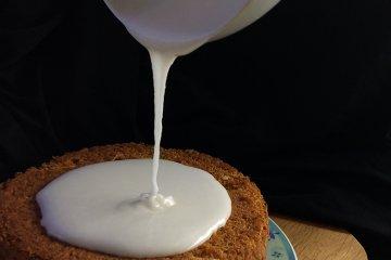 Leckerer Zitronenguss in wenigen Schritten selbst herstellen Leckerer Zitronenguss in wenigen Schritten selbst herstellen